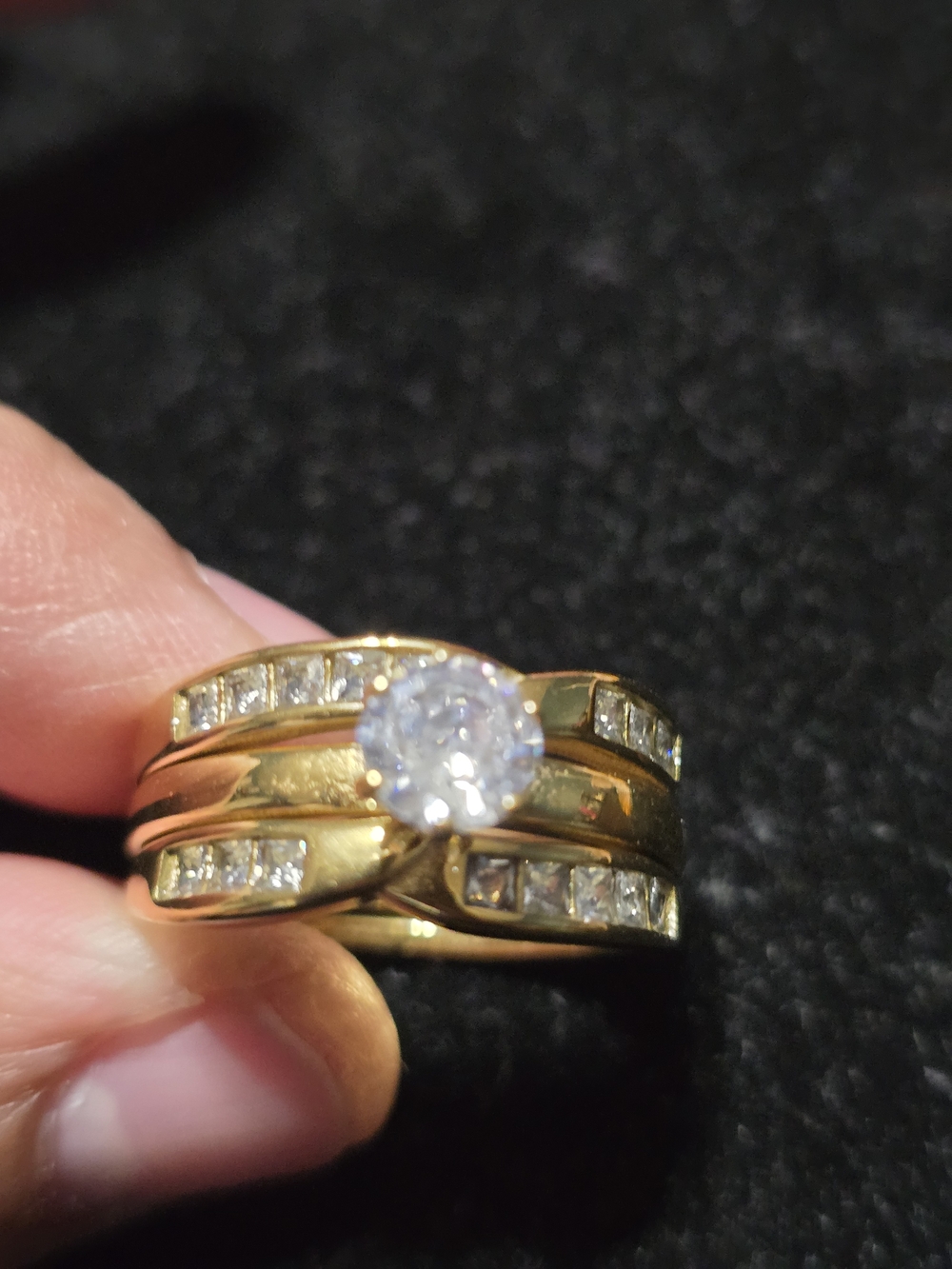 Size 9 Gold-Tone Women's Ring with Clear Center Stone and Channel-Set Accents